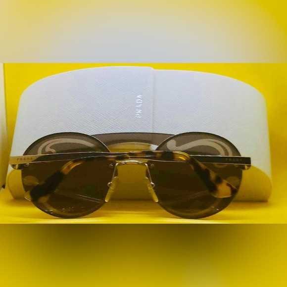 Authentic Prada Catwalk Collection Women Sunglasses - Picture 2 of 15